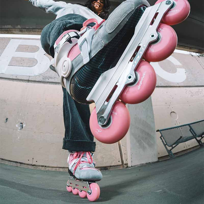 Flying Eagle S7680 Raptor Pink Skates